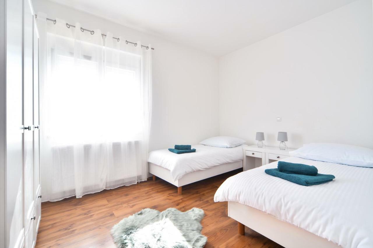 Apartman Space Ражанац Екстер'єр фото