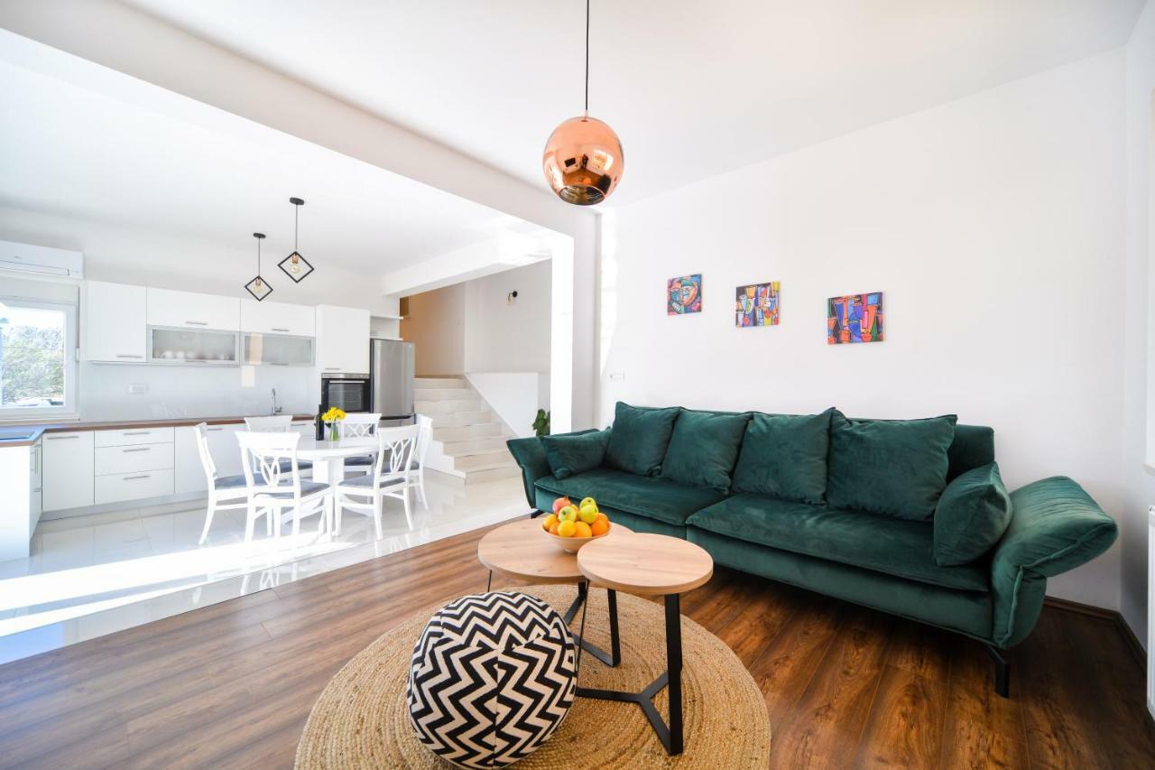 Apartman Space Ражанац Екстер'єр фото